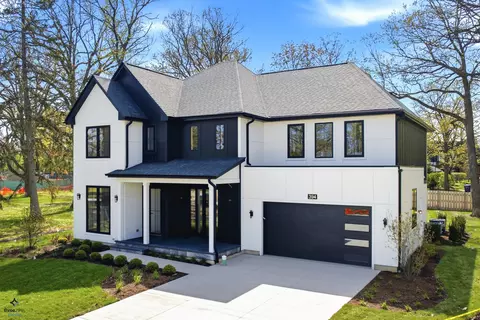 Exterior - 394 Forest Edge Dr, Glencoe, IL 60022 photo 2 of 5
