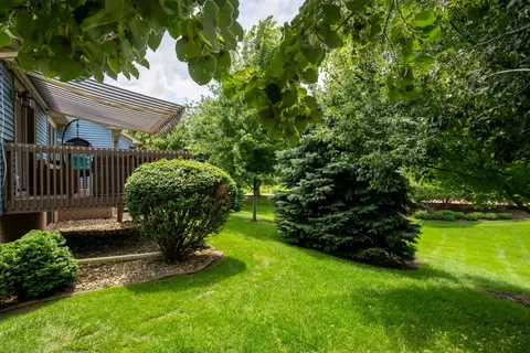 Exterior - 5 Spruce Ct, Bloomington, IL 61704 photo 4 of 10