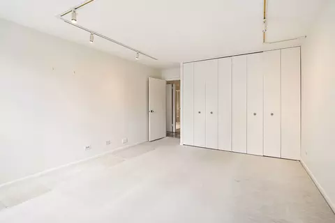 Bedroom - 110 E Delaware Pl #704, Chicago, IL 60611 photo 1 of 1