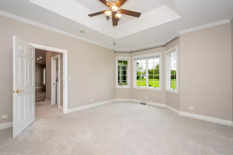 Bedroom - 10303 Fox Bluff Ln, Spring Grove, IL 60081 photo 2 of 6