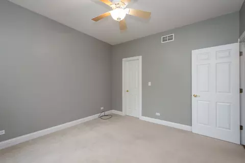 Bedroom - 10303 Fox Bluff Ln, Spring Grove, IL 60081 photo 4 of 6