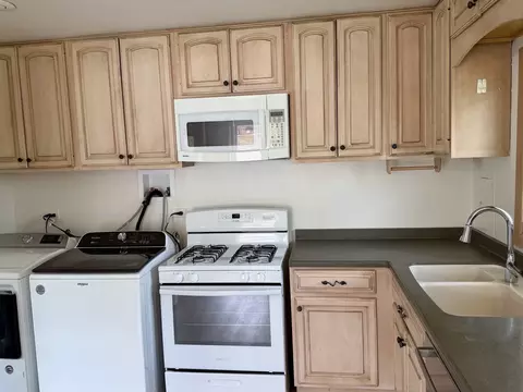 Kitchen - 8719 Olympic Dr, Bridgeview, IL 60455 photo 1 of 4