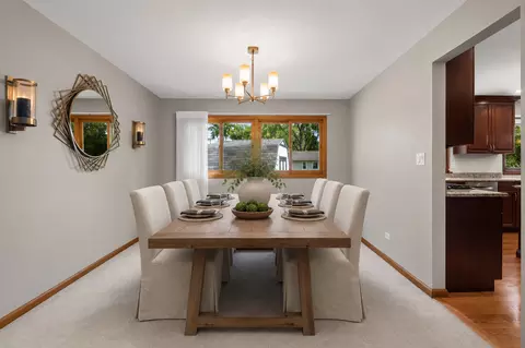 Dining - 4095 Victoria Dr, Hoffman Estates, IL 60192 photo 2 of 2