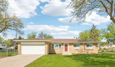 866 Clark Ln, Des Plaines, IL 60016