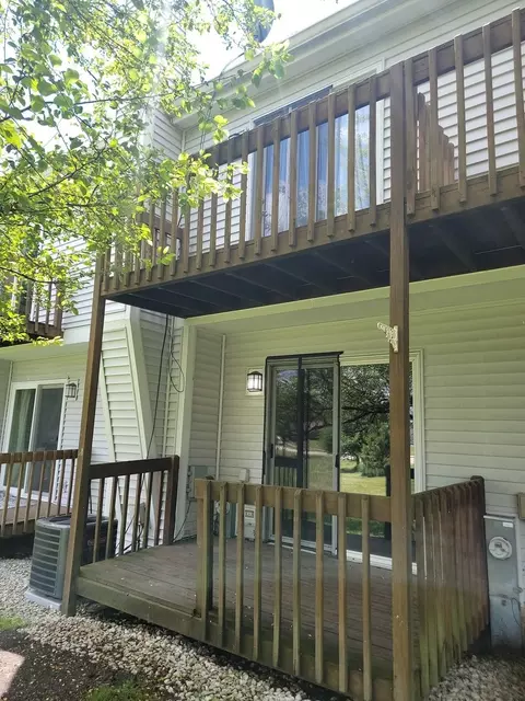 Exterior - 473 Nicole Dr #3C, Bartlett, IL 60103 photo 2 of 2