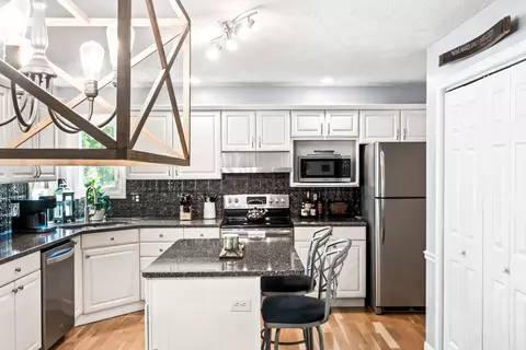 Kitchen - 1908 Quail Run Cc Ct, Normal, IL 61761 photo 1 of 6