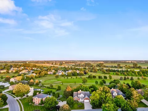 View/Area - 1908 Quail Run Cc Ct, Normal, IL 61761 photo 3 of 6