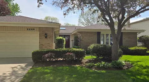 1129 S Salem Ln, Arlington Heights, IL 60005