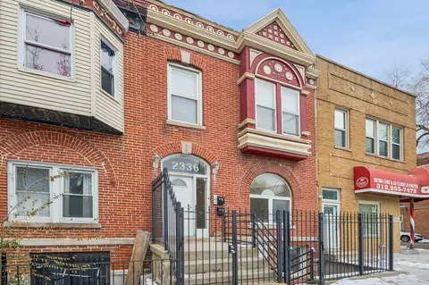2336 W Taylor St, Chicago, IL 60612