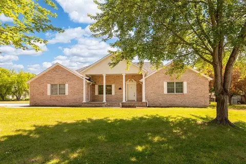 2729 Kokopelli Dr, Marion, IL 62959