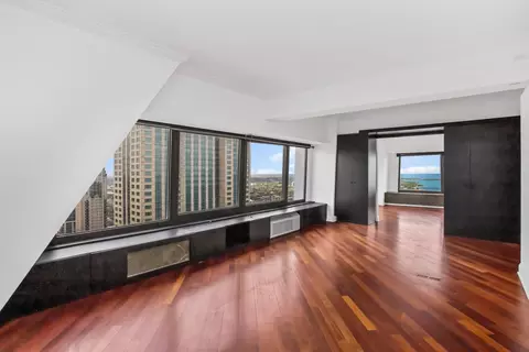 Living - 175 E Delaware Pl #5002, Chicago, IL 60611 photo 2 of 4