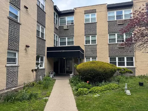 1728 W Farwell Ave #107, Chicago, IL 60626