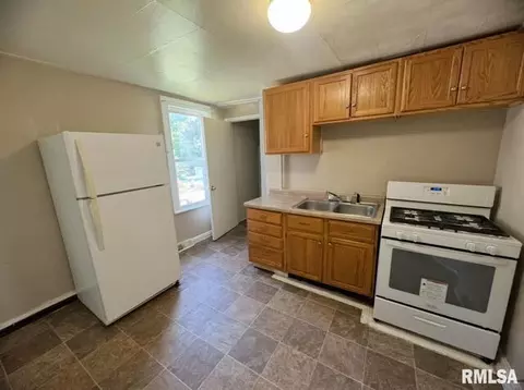 Other - 428 7th St, Moline, IL 61265 photo 4 of 12