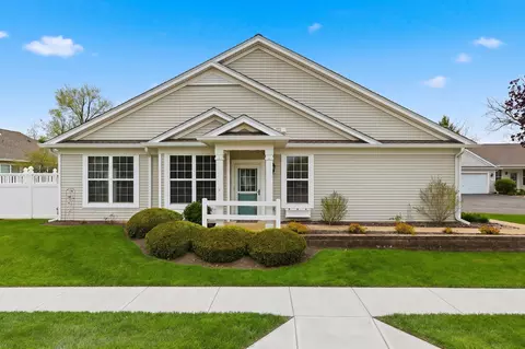 12511 Rock Island Trl, Huntley, IL 60142
