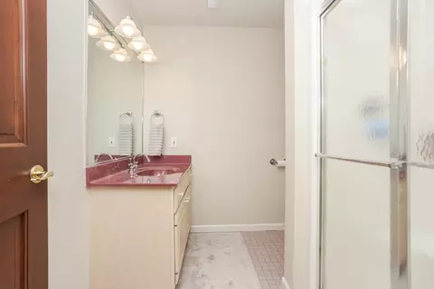 Bath - 15626 E 910 North Rd, Bloomington, IL 61705 photo 9 of 9