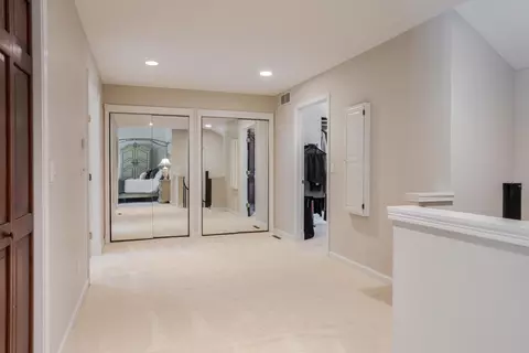 Entry Way - 15626 E 910 North Rd, Bloomington, IL 61705 photo 8 of 11