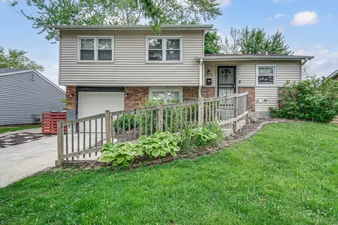 3770 176th St, Country Club Hills, IL 60478