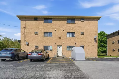 Exterior - 8039 Beloit Ave #3B, Bridgeview, IL 60455 photo 3 of 4
