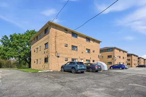 Exterior - 8039 Beloit Ave #3B, Bridgeview, IL 60455 photo 4 of 4