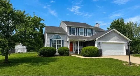 302 Orchard St, Mahomet, IL 61853