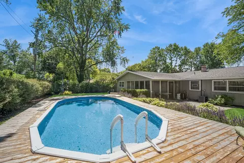 Exterior - 138 Kimberly Rd, East Dundee, IL 60118 photo 5 of 6
