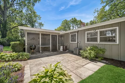Exterior - 138 Kimberly Rd, East Dundee, IL 60118 photo 6 of 6