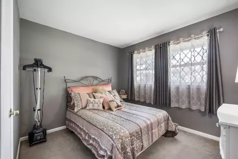 Bedroom - 138 Kimberly Rd, East Dundee, IL 60118 photo 2 of 3