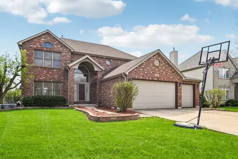 663 Anne Ln, Bolingbrook, IL 60440