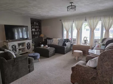 Living - 304 Tree Ln, Prophetstown, IL 61277 photo 1 of 1