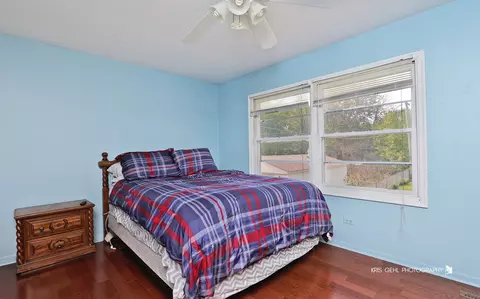 Bedroom - 5007 Prairie Ave, Mchenry, IL 60050 photo 1 of 4