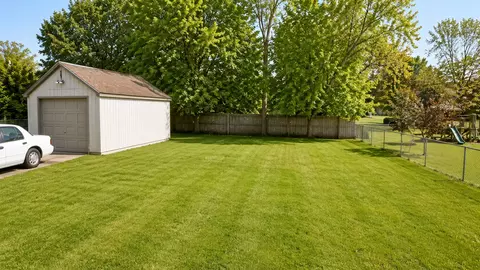 Other - 5301 West Ln, Mccullom Lake, IL 60050 photo 4 of 8