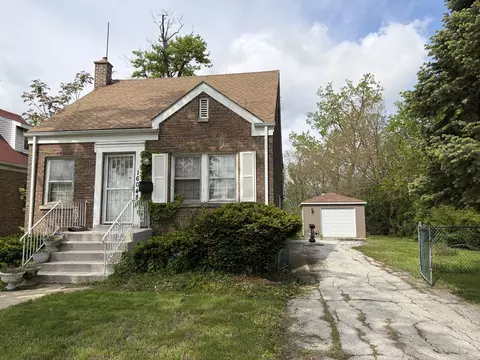 16048 Lathrop Ave, Harvey, IL 60426