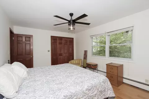 Bedroom - 39 W609 Lori Ln, Elgin, IL 60124 photo 2 of 5