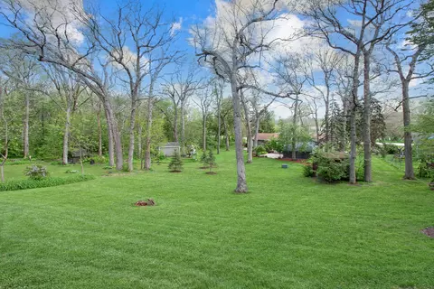 Exterior - 39 W609 Lori Ln, Elgin, IL 60124 photo 6 of 7