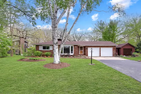 39 W609 Lori Ln, Elgin, IL 60124