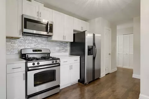 Kitchen - 15303 Birch Rd, Markham, IL 60428 photo 1 of 4