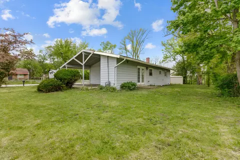 Exterior - 15303 Birch Rd, Markham, IL 60428 photo 3 of 5