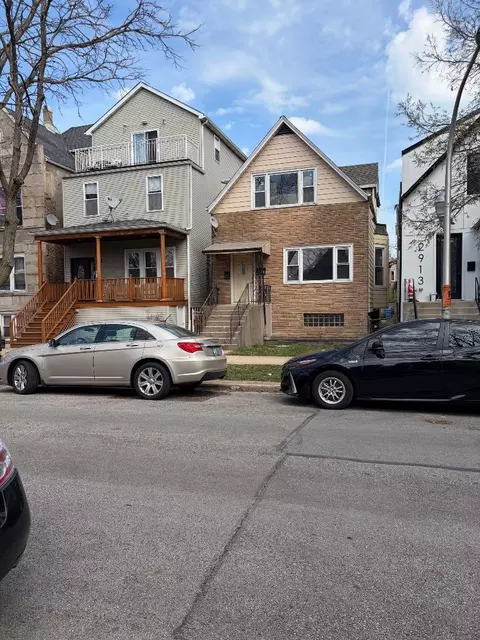 2915 N Spaulding Ave, Chicago, IL 60618