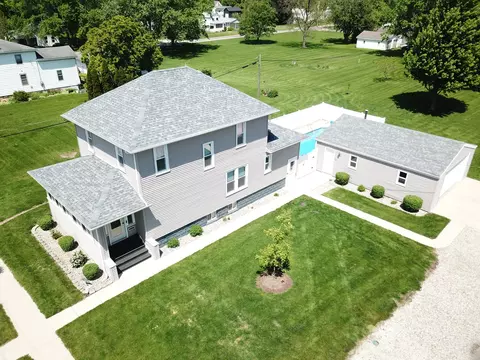 301 W 2nd St, Gilman, IL 60938