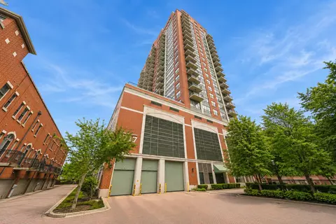 1717 S Prairie Ave #2207, Chicago, IL 60616