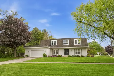 1473 Arbor Ln, Northbrook, IL 60062