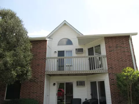 1350 Cunat Ct #2D, Lake In The Hills, IL 60156