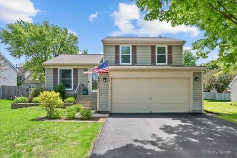 Exterior - 1150 Appleton Ln, Geneva, IL 60134 photo 6 of 8