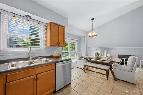 Kitchen - 1150 Appleton Ln, Geneva, IL 60134 photo 2 of 3