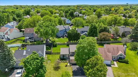 View/Area - 1150 Appleton Ln, Geneva, IL 60134 photo 8 of 9