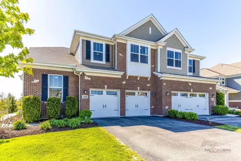 23145 N Pinehurst Dr, Kildeer, IL 60047