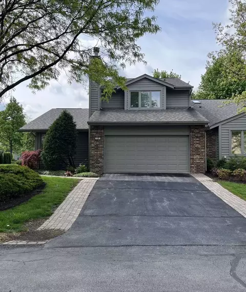 120 Commons Dr #120, Palos Park, IL 60464