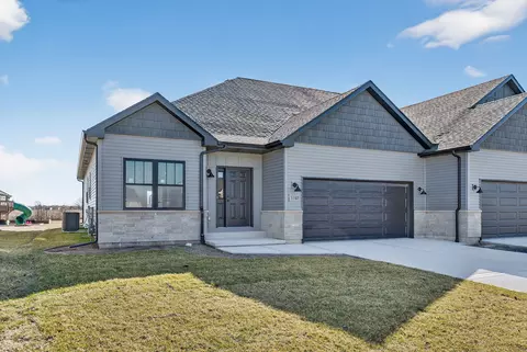 1165 Farmstone Dr, Diamond, IL 60416