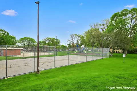 Exterior - 2504 Algonquin Rd #3, Rolling Meadows, IL 60008 photo 4 of 4