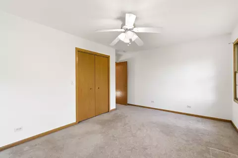 Bedroom - 546 N 4th Ave, Addison, IL 60101 photo 6 of 9